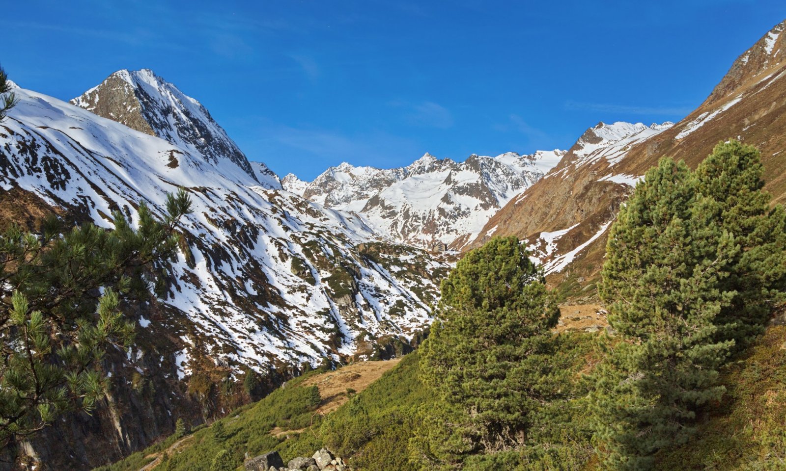 Saisonstart auf der Franz-Senn-Hütte